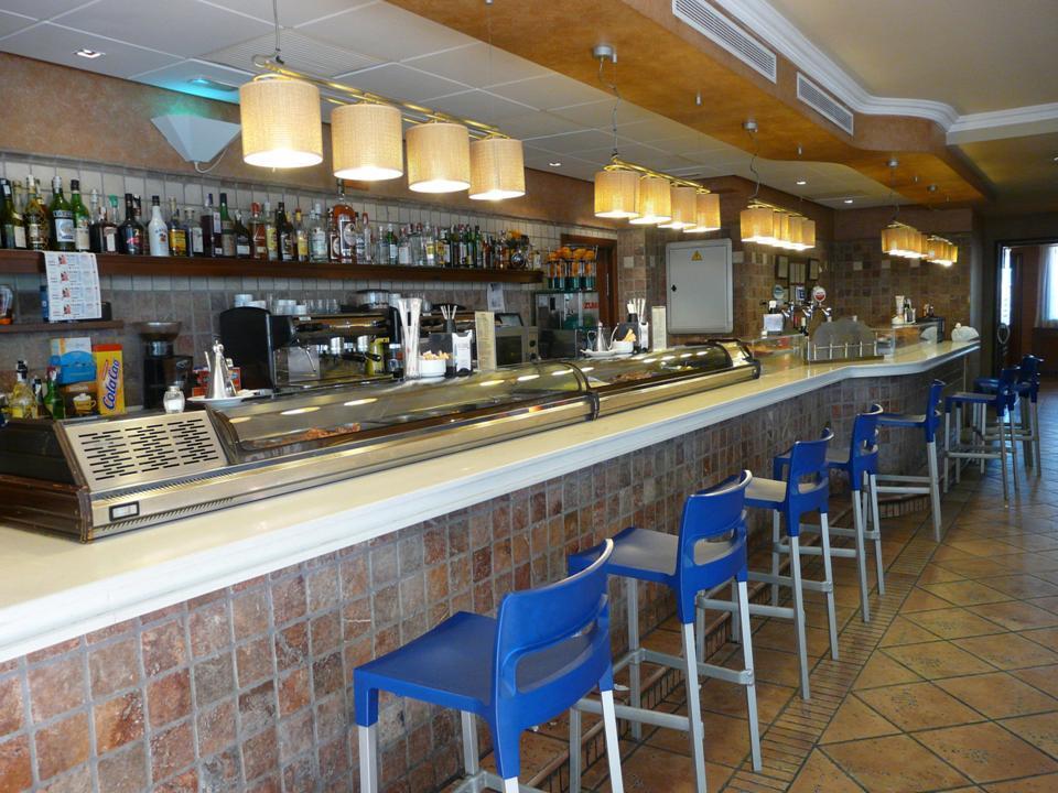 Hotel Restaurante El Tollo Utiel Dış mekan fotoğraf